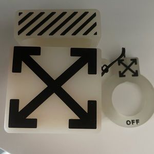 AirPod white case